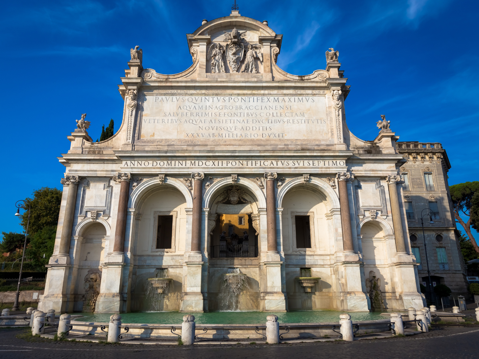 The Fontana dell’Acqua Paola is undoubtedly one of Rome's most beautiful fountains.