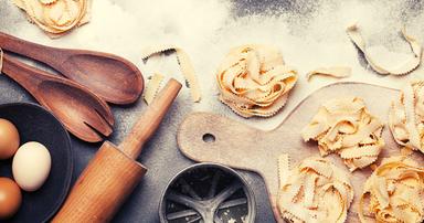 Pasta-making class