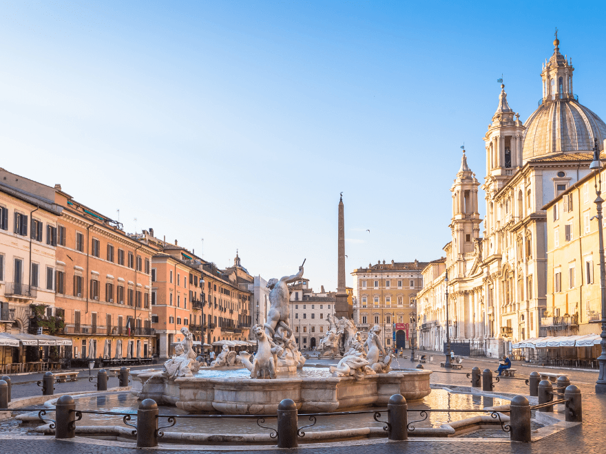 plaza en roma