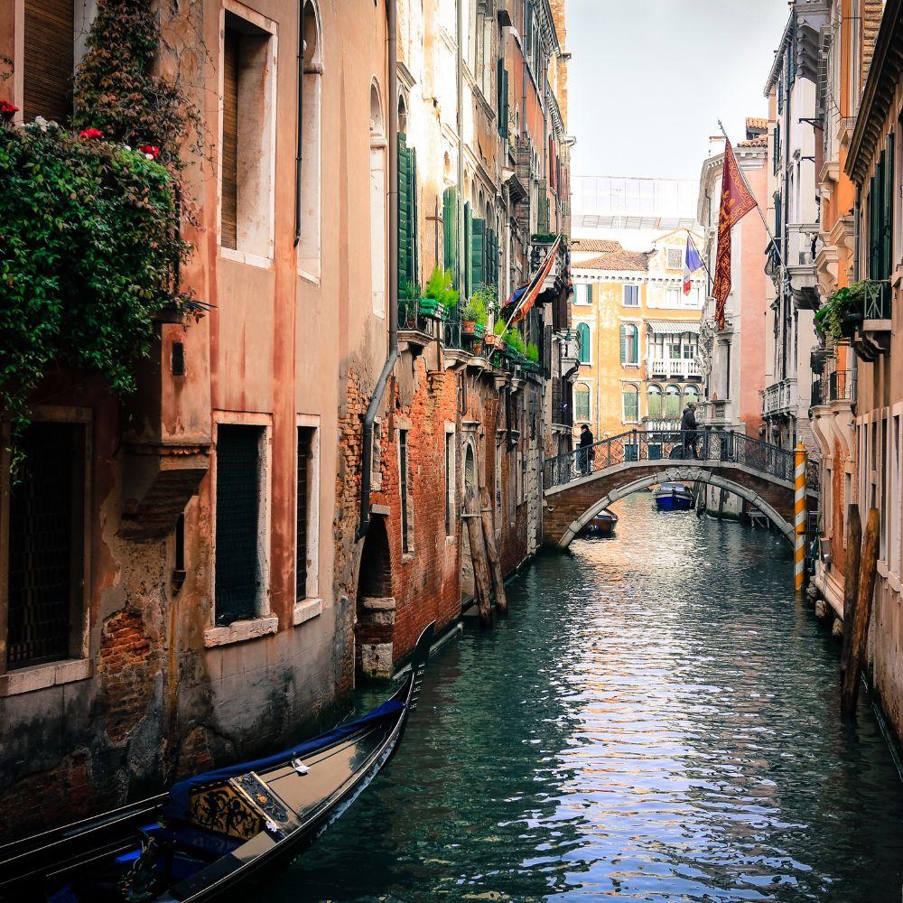 Hidden Venice | Private - Walks Inside Rome, image size:1000x1000