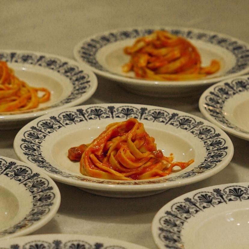 Pasta in bowls cooking class to be served