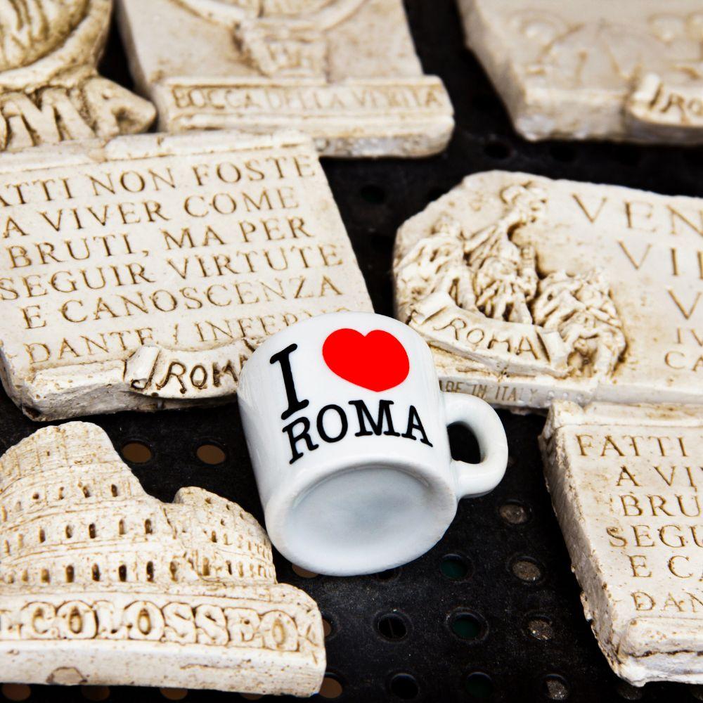 Besto souvenir in Rome