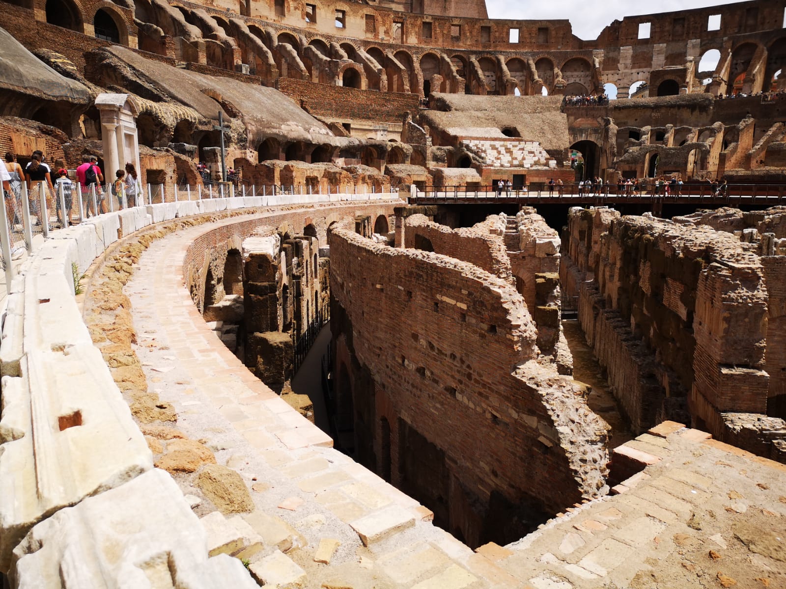 colosseum tour with arena floor underground