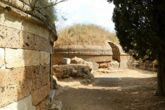 Recorrido por la Necrópolis de Cerveteri