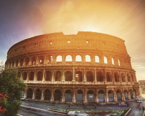 Promenade en voiture romantique à Rome | Privé