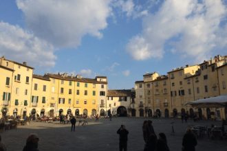 Pisa and Lucca Tour from Florence