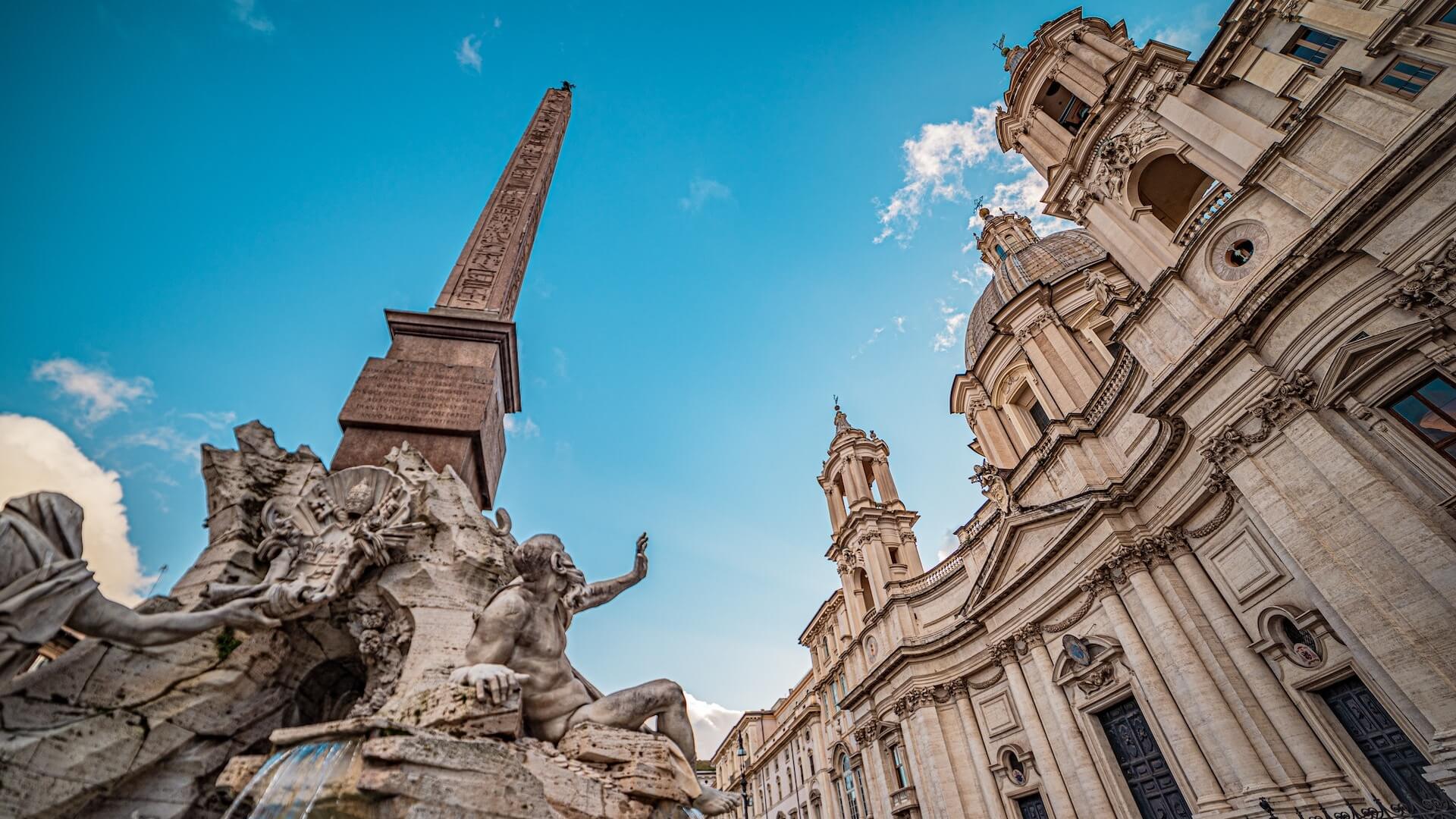 Présentation des monuments de la Piazza Navona (1)