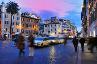 Jewish Evening Stroll through Rome | Semi-Private