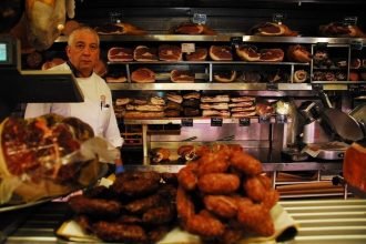 Tour en carrito de golf en Roma y degustaciones de comida Testaccio