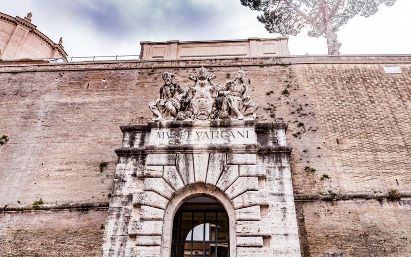 Early Bird at the Vatican with Breakfast | Private