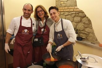 Journée Sixtine Chapel, résidence d'été du Pape, cours de cuisine et déjeuner | Privé