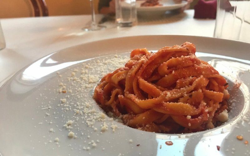 Comer con lugareños en Roma | Privado