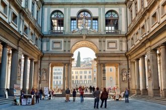 Orientation Tour of Florence with Uffizi Gallery