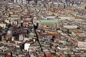 Spaccanapoli Naples