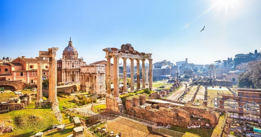 hiring a tour guide in rome