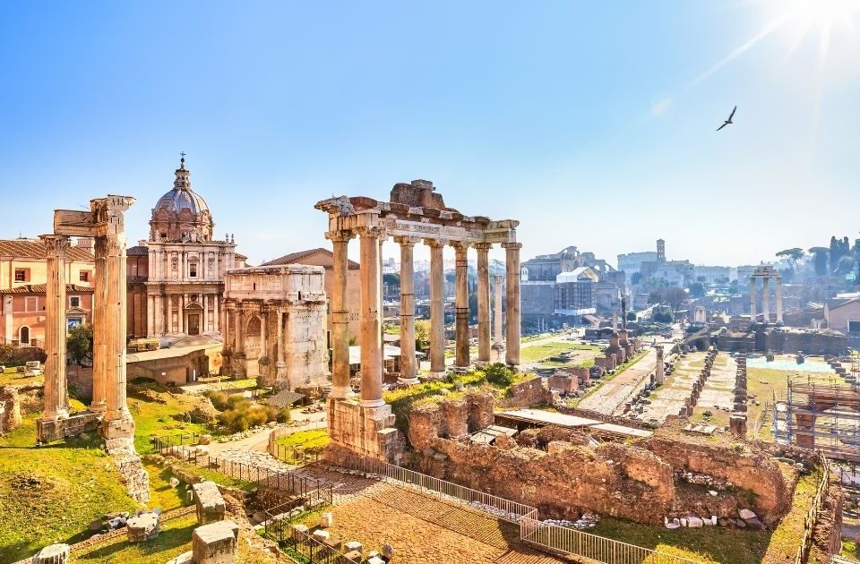 hiring a tour guide in rome