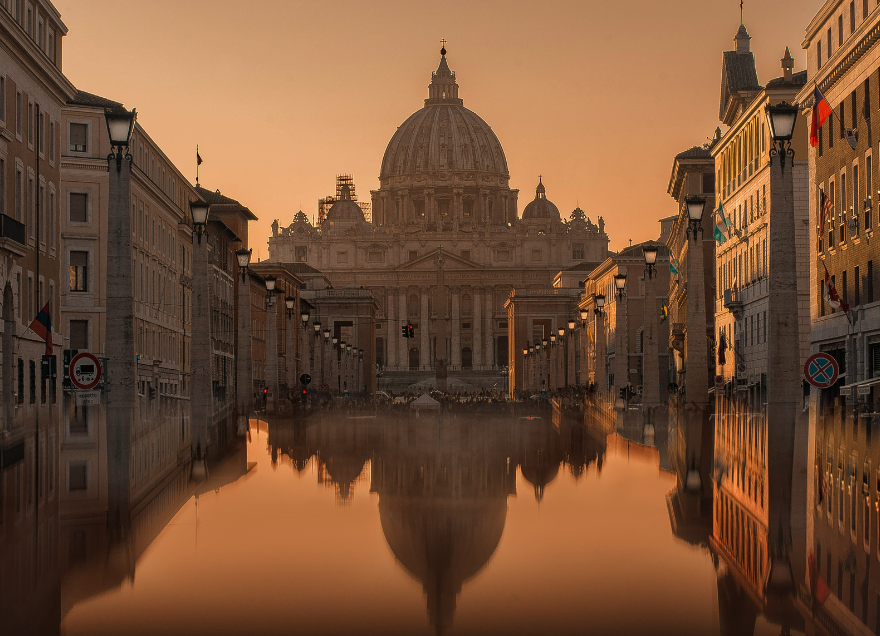Can you tour the Vatican on Sundays?